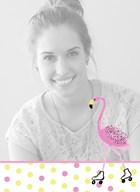 fotokaart staand flamingo op rolschaatsen